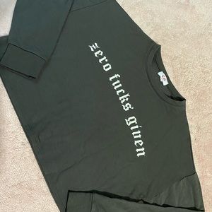 Long sleeve crop top